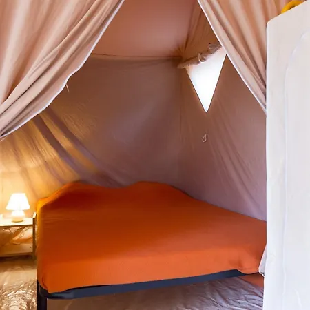 Camping Les Dauphins Saint-Cyr-sur-Mer